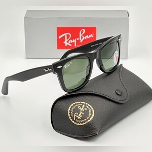 Ray-Ban Polarized Wayfarer Black Grey Sunglasses - 50mm NWT 901a/58